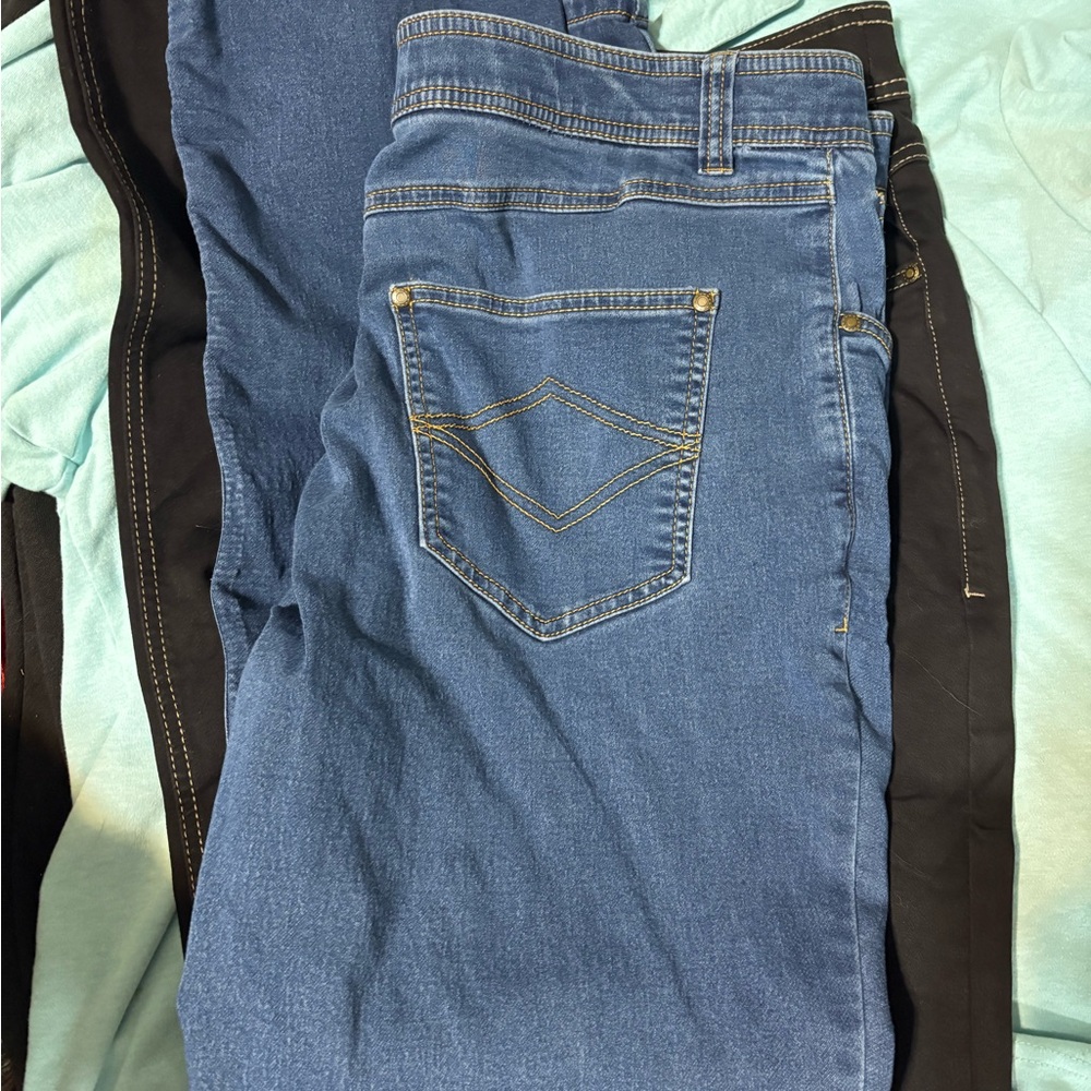 Men’s Classic Blue Denim Jeans - Medium Wash
